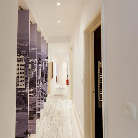 아파트 Flh Madragoa Flat With Art And Terrace 리스본